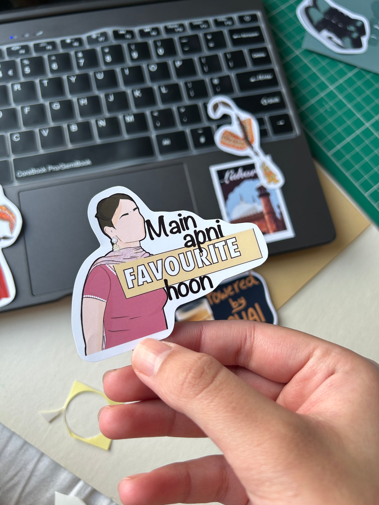Main Apni Favourite Hoon Sticker